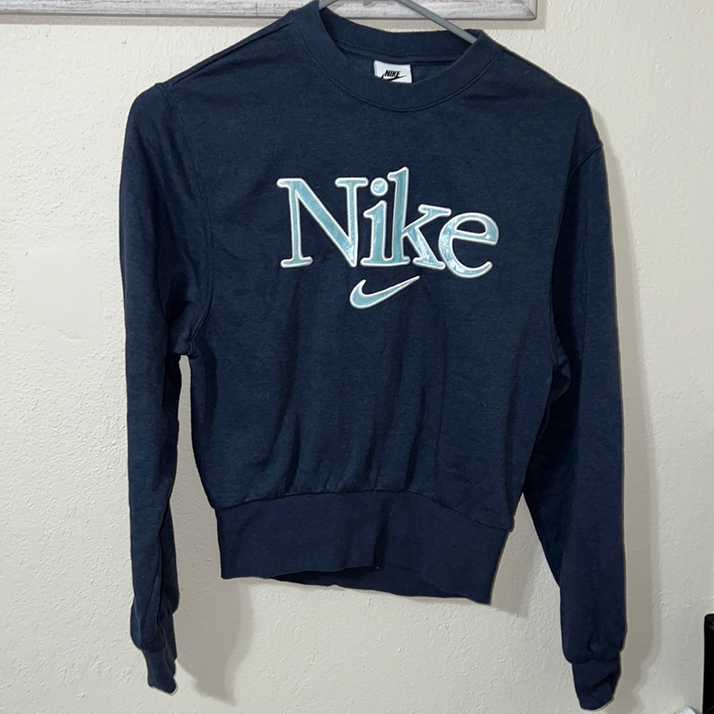Nike NWOT Sweatshirt XS